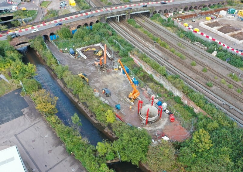 Saltley Viaduct Gas Diversion: caisson shaft sinking and micro tunnelling