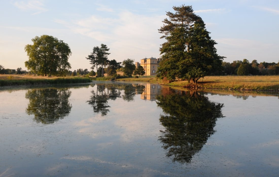 croome court and river