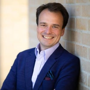 Dr Alexander Budzier