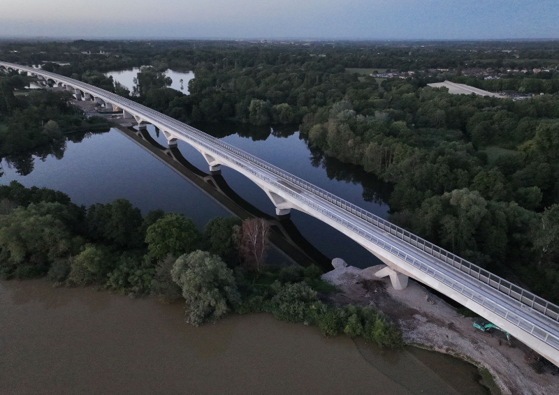 The completed Colne Valley Viaduct. Image credit: HS2 Ltd