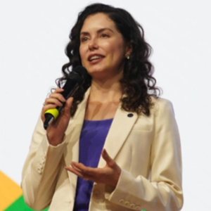 Virgínia de Ângelis Oliveira de Paula