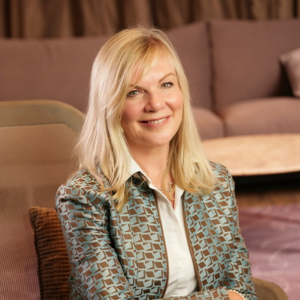 Suzanne Wylie