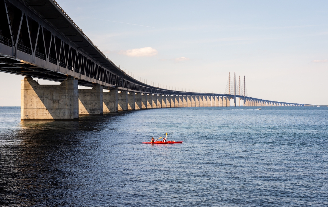 oresund bridge water view